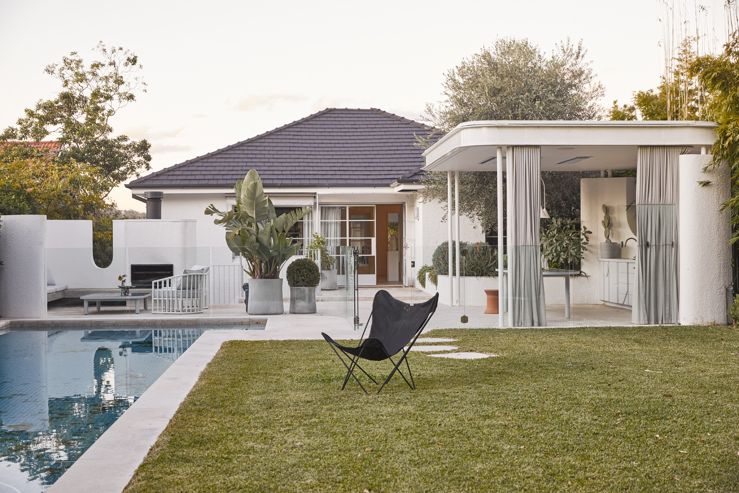 Ribbon House